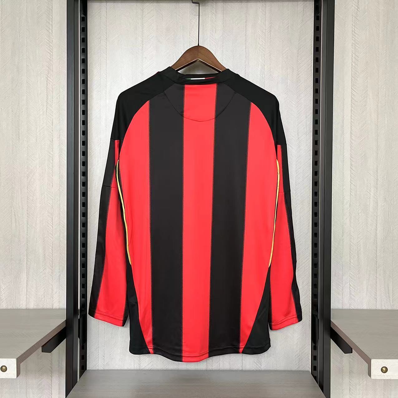 Camisa Home Milan Manga Longa - Versão Retrô