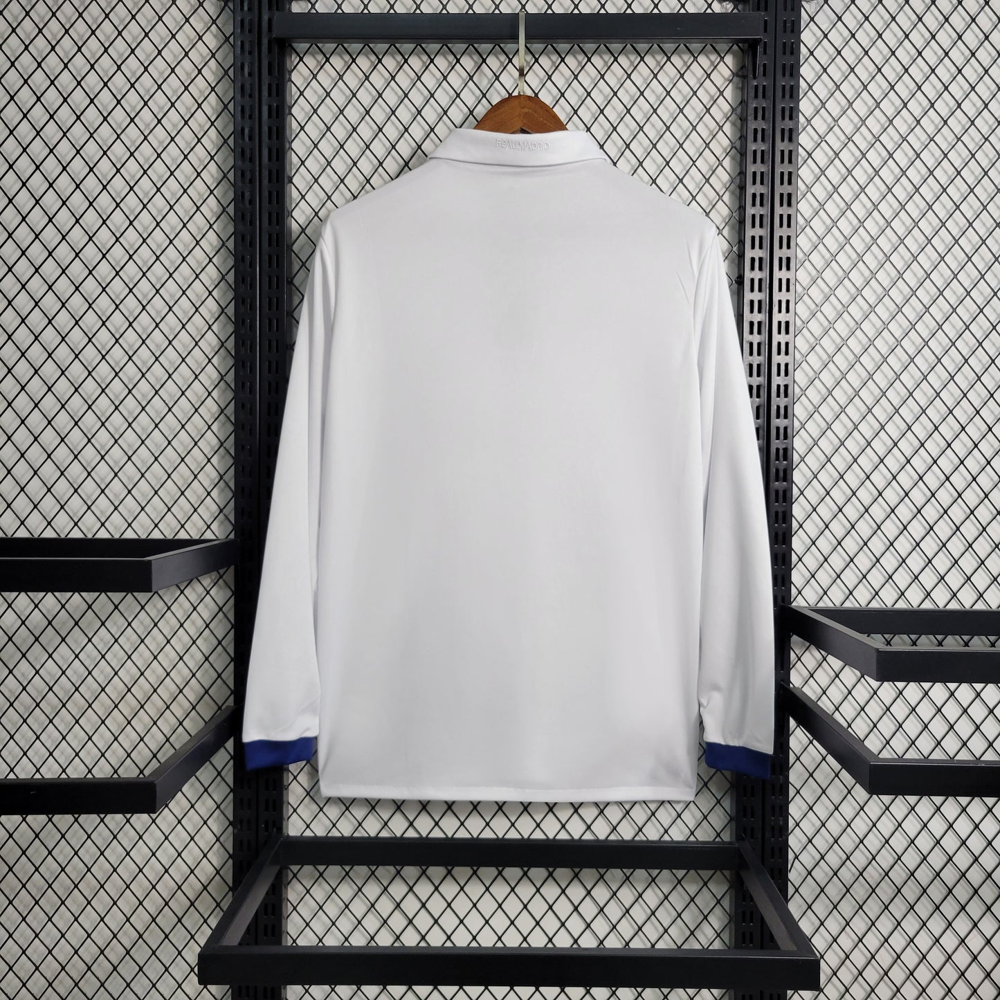 Camisa Home Real Madrid Manga Longa - Versão Retrô