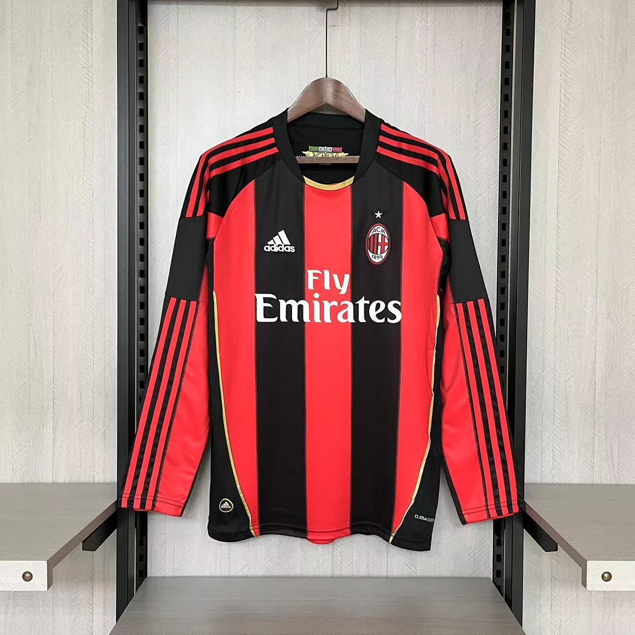 Camisa Home Milan Manga Longa - Versão Retrô